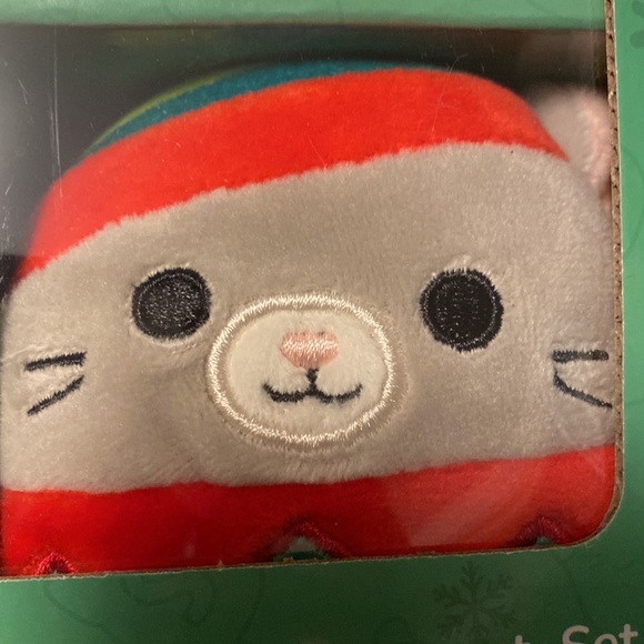 NEW 2022 Squishmallows Winter Collection,
6-pack 4” Ornaments - Picture 7 of 10